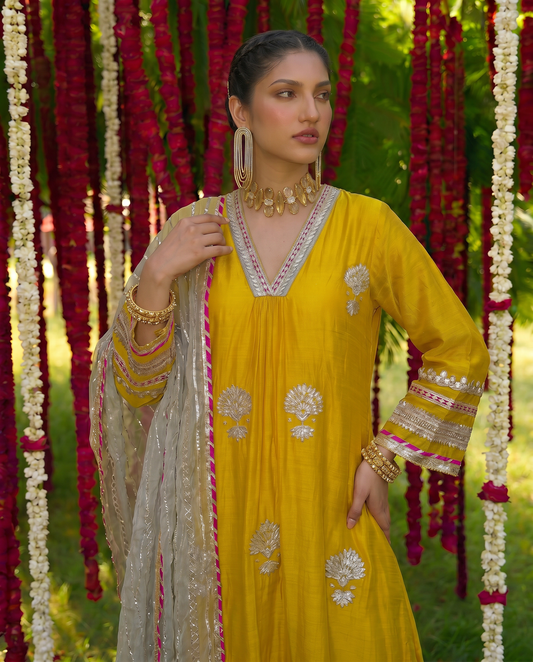 Mustard All over Buta Set