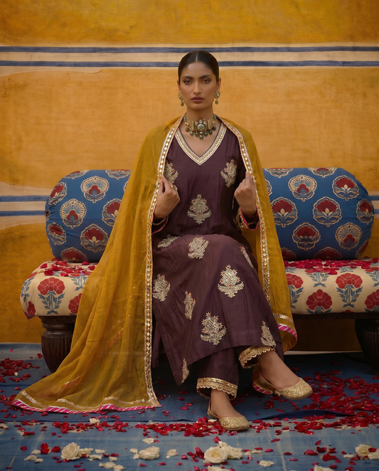 Royal Plum dori noor Motif Set