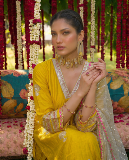 Mustard All over Buta Set