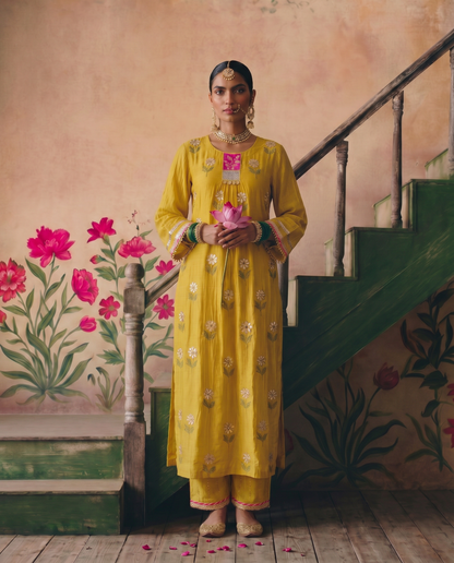 Mustard Gota Flower placket kurta Set