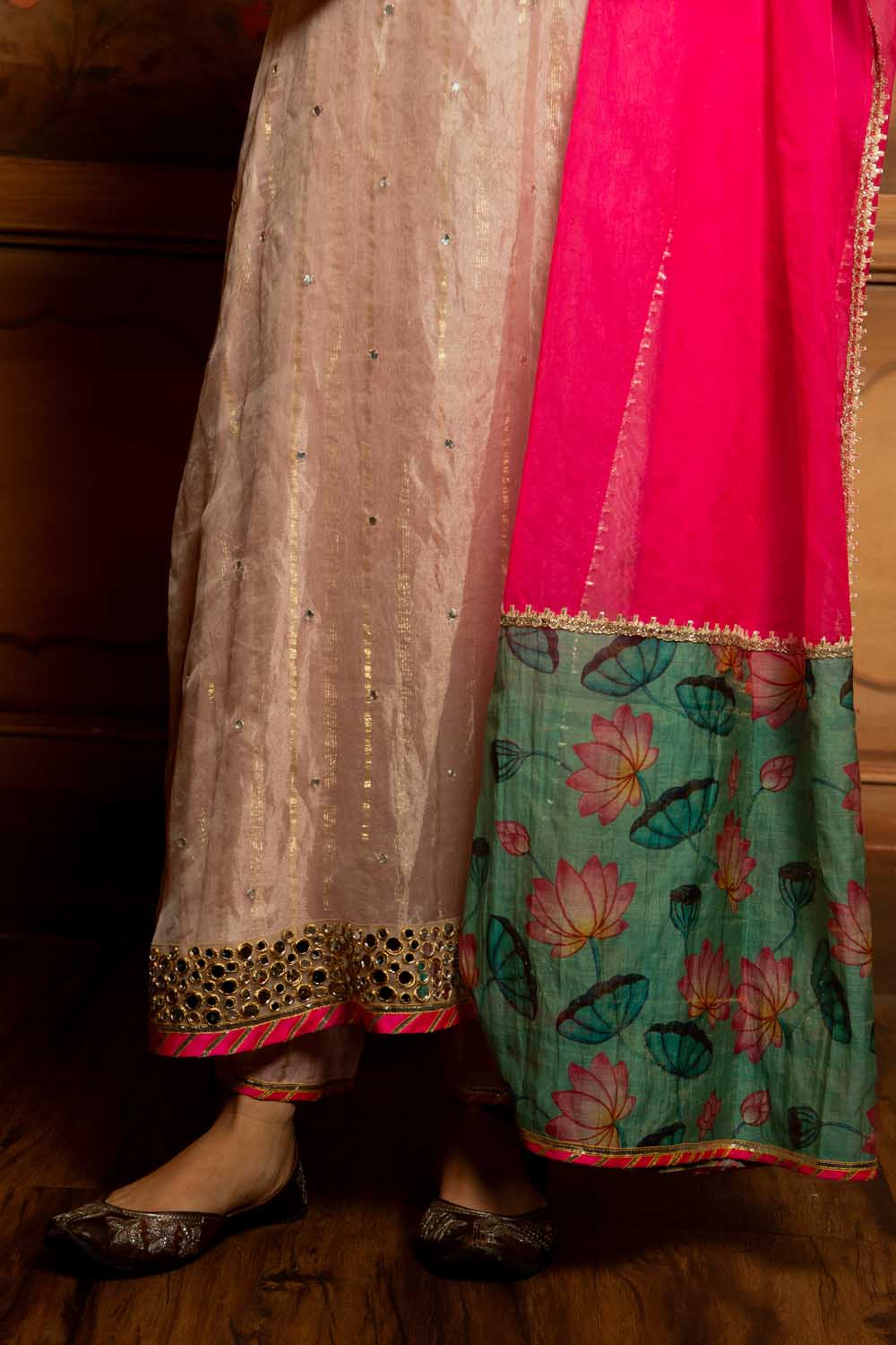 Rose Gold tissue shrinathji Set