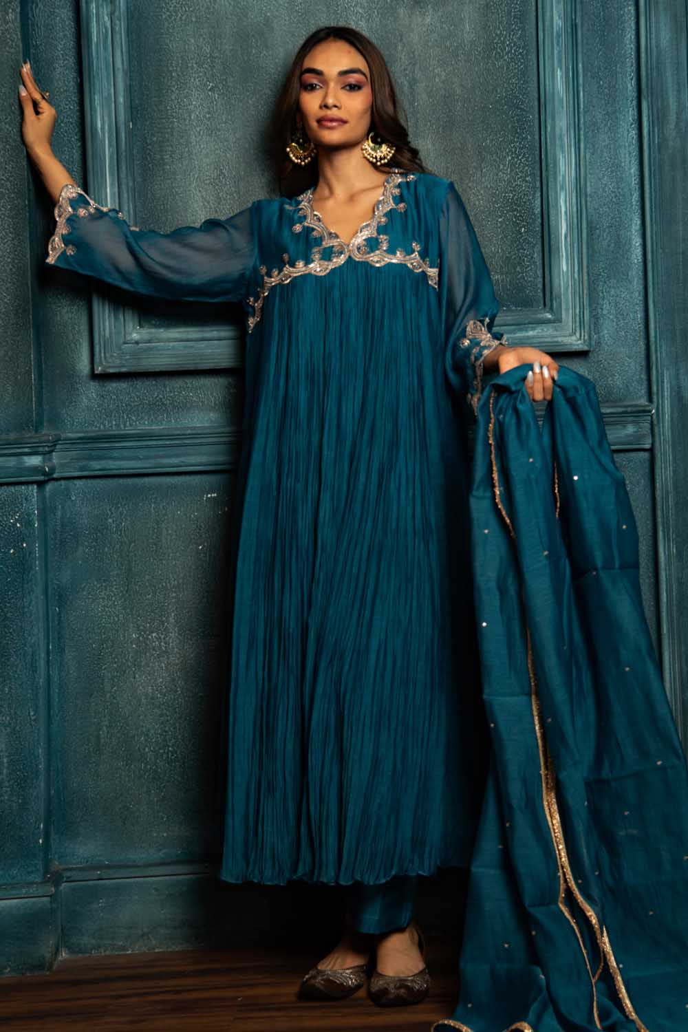Sapphire Bloom Kurta Set